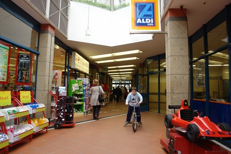 Zollstockarkaden