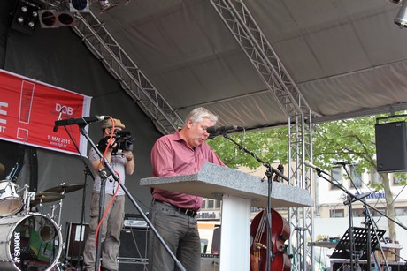 1-mai