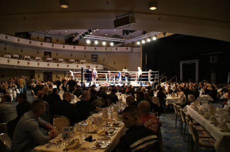 Gala-Dinner-Boxen
