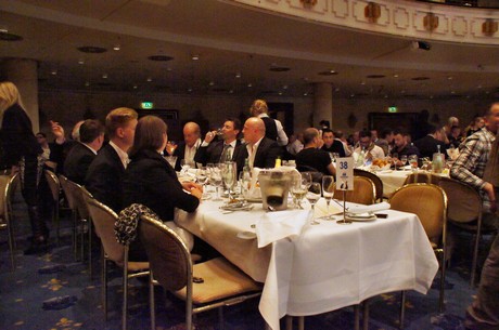 Gala-Dinner-Boxen