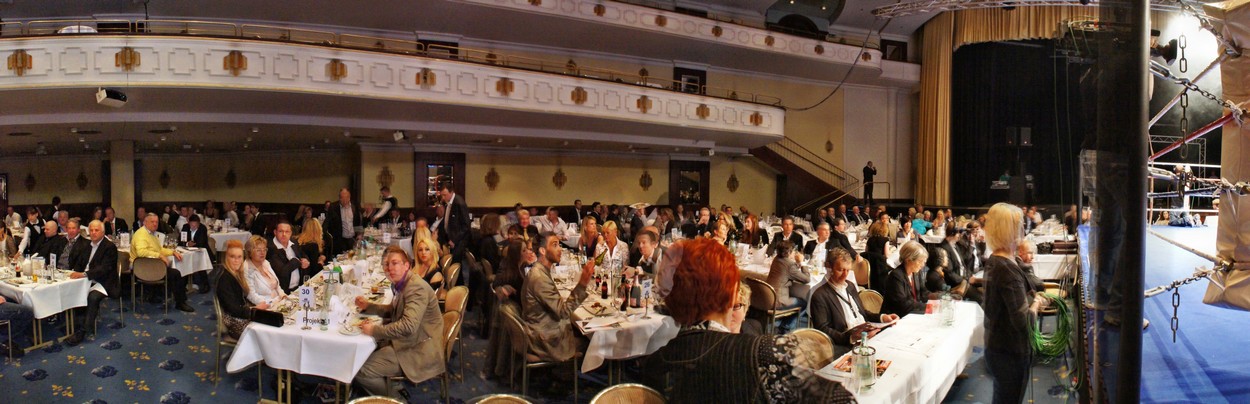 Gala-Dinner-Boxen