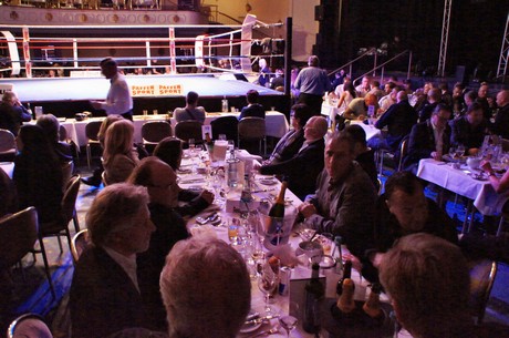 Gala-Dinner-Boxen
