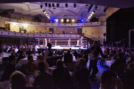 Gala-Dinner-Boxen