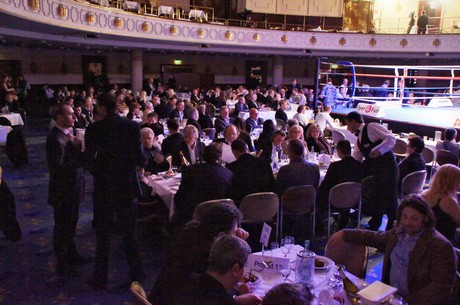 Gala-Dinner-Boxen