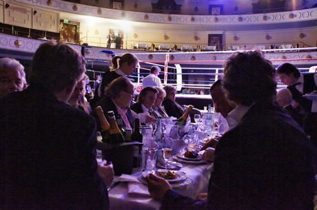 Gala-Dinner-Boxen