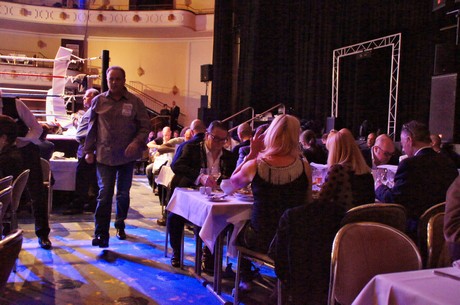 Gala-Dinner-Boxen