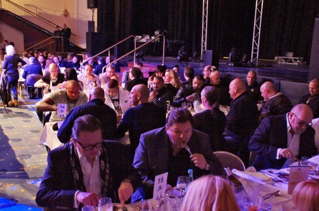 Gala-Dinner-Boxen