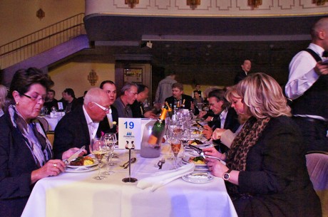 Gala-Dinner-Boxen