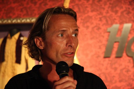 alex-parche-charity