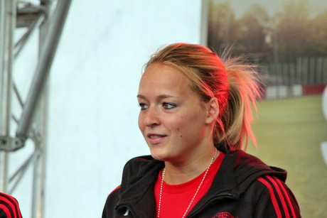 bayer-04-saisoneroeffnung