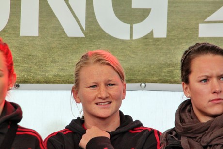 bayer-04-saisoneroeffnung