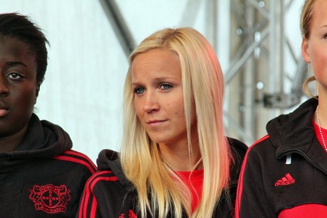 bayer-04-saisoneroeffnung
