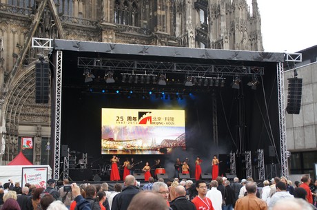 der-drache-tanzt-in-koeln