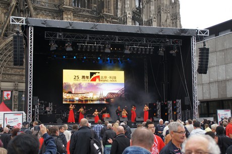 der-drache-tanzt-in-koeln