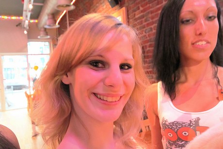hooters