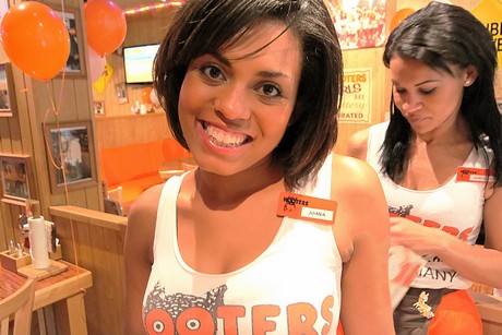 hooters