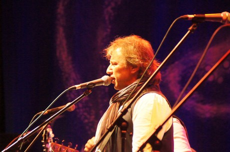 fidele-fordler-sitzung