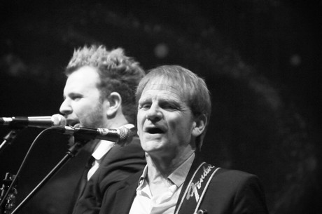 fidele-fordler-sitzung