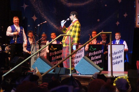 fidele-fordler-sitzung