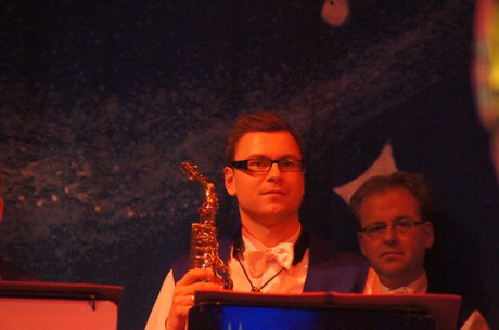 fidele-fordler-sitzung
