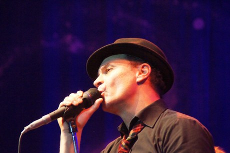 fidele-fordler-sitzung