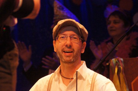fidele-fordler-sitzung
