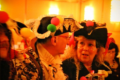 grosse-Kostuemsitzung