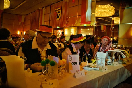 grosse-Kostuemsitzung