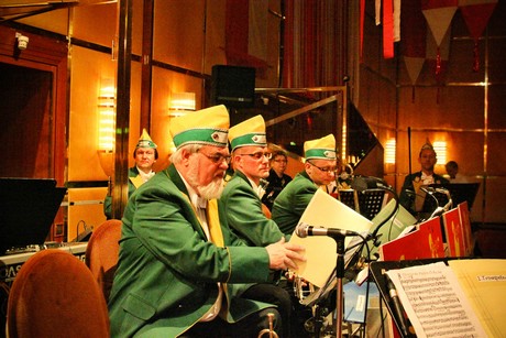grosse-Kostuemsitzung