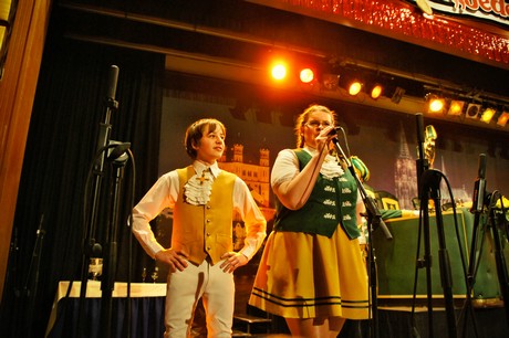 grosse-Kostuemsitzung