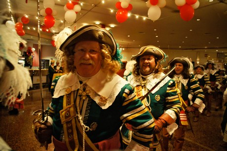 grosse-Kostuemsitzung