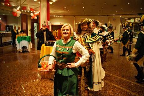grosse-Kostuemsitzung