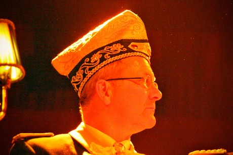 grosse-Kostuemsitzung