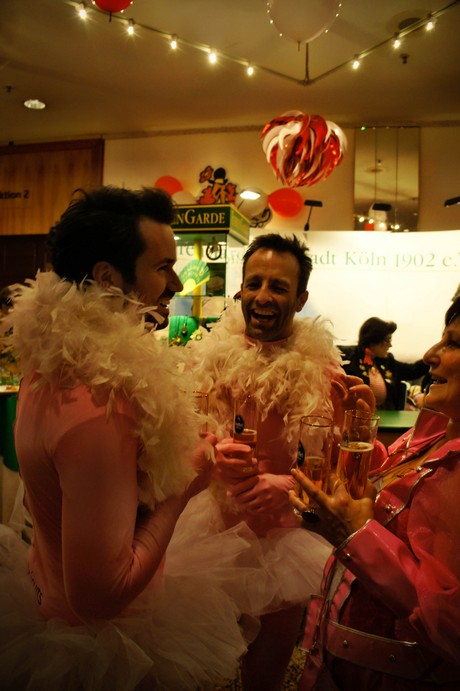grosse-Kostuemsitzung
