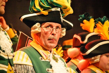 grosse-Kostuemsitzung