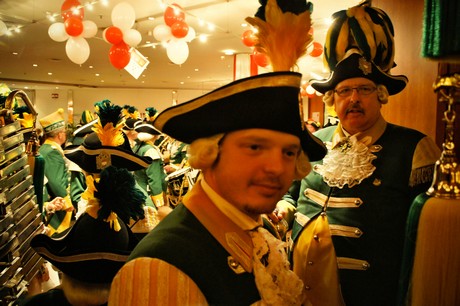 grosse-Kostuemsitzung