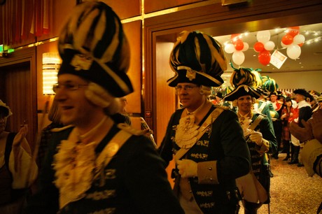 grosse-Kostuemsitzung