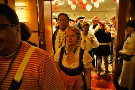 grosse-Kostuemsitzung