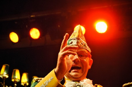 grosse-Kostuemsitzung