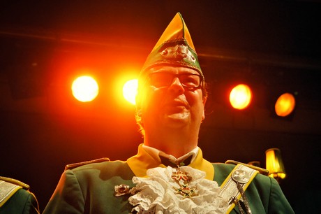 grosse-Kostuemsitzung