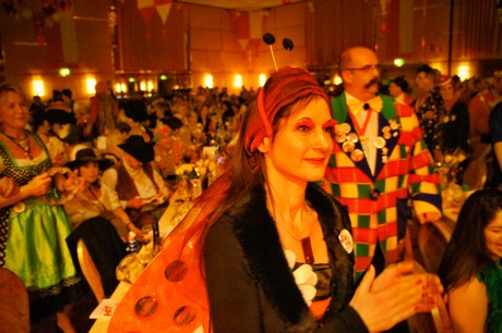 grosse-Kostuemsitzung