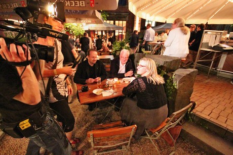 grosses-fernsehen