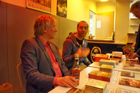 juergen-becker-Der-Kuenstler-ist-anwesend