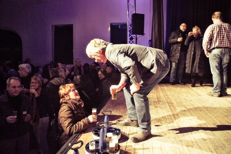 juergen-becker-Der-Kuenstler-ist-anwesend