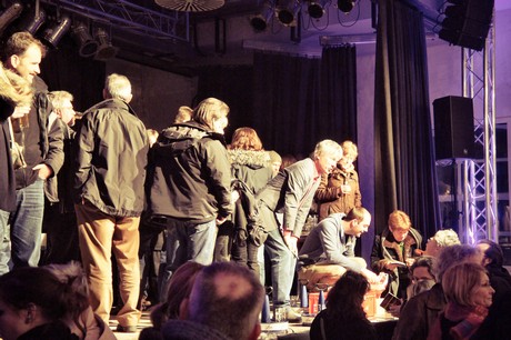 juergen-becker-Der-Kuenstler-ist-anwesend