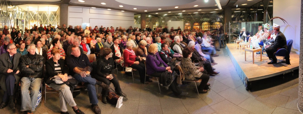 Das Kölner Dreigestirn im Domforum 