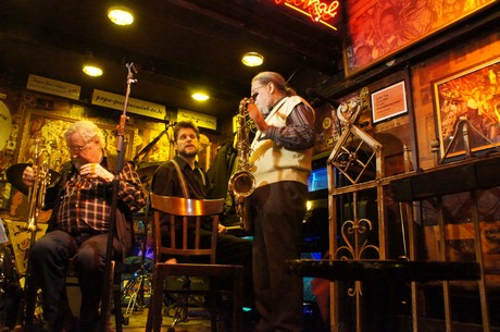 konzert-in-papa-joes-jazzlokal