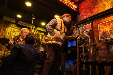 konzert-in-papa-joes-jazzlokal
