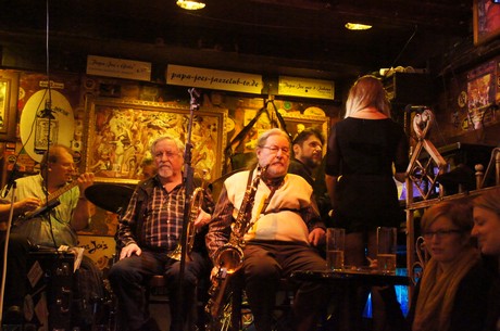 konzert-in-papa-joes-jazzlokal