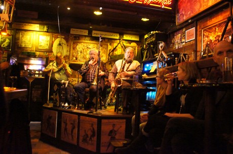 konzert-in-papa-joes-jazzlokal